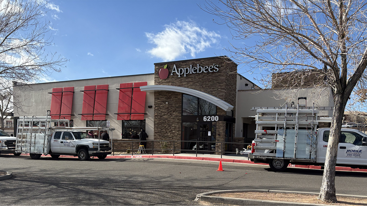 Looking Good in the Neighborhood with Mobile Storefronts